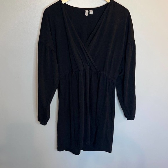 ASOS DESIGN Curve Wrap front long sleeve smock dress in black‎ - size 2 - Picture 1 of 3